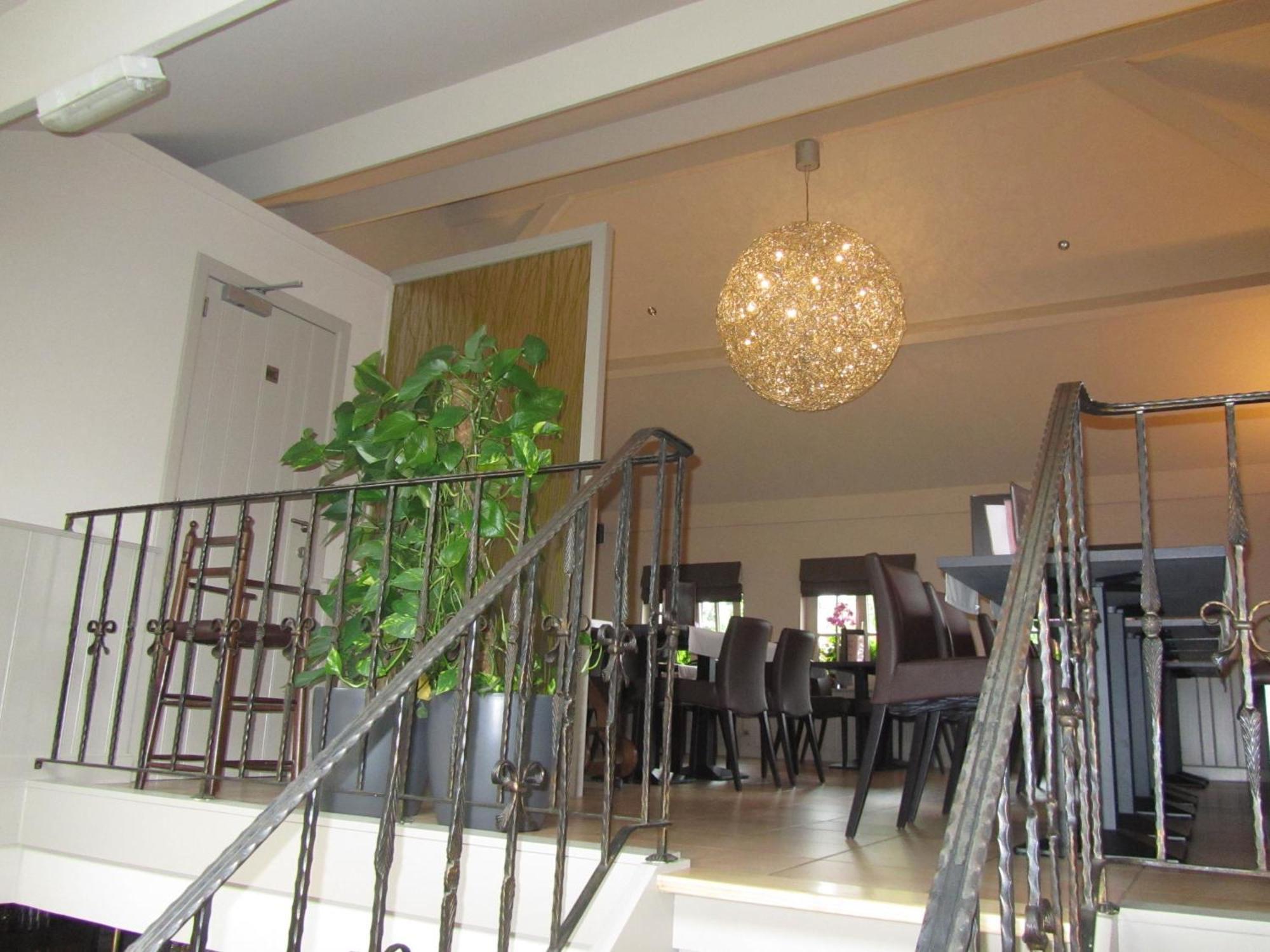 Hotel Klein Nederlo Vlezenbeek Ngoại thất bức ảnh