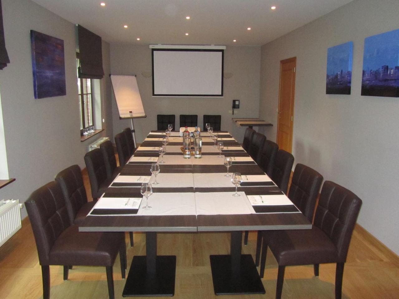 Hotel Klein Nederlo Vlezenbeek Ngoại thất bức ảnh